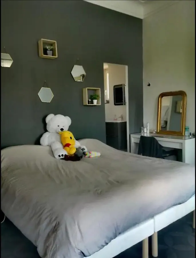 Grand Appartement Haussmannien Marseille 0*,  France